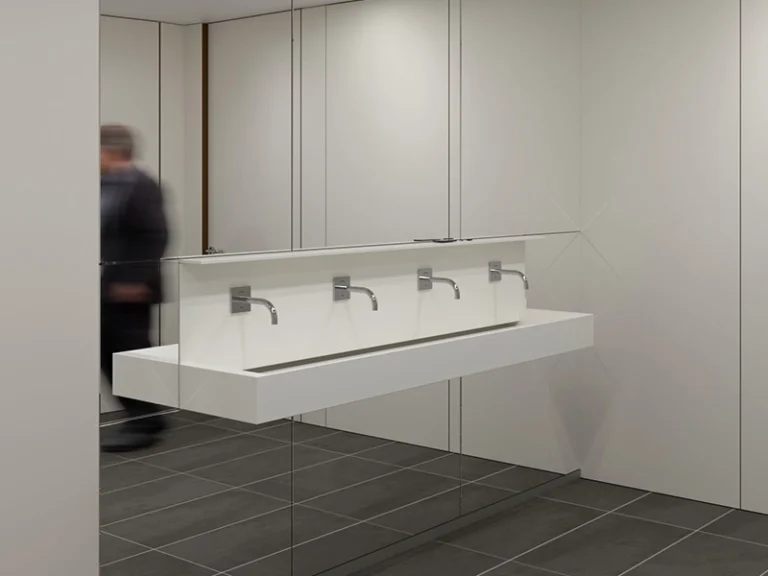 Réalisation de sanitaires de bureaux - Projet KOSMO