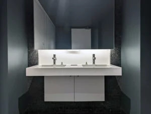Projet NEW AGE : Sanitaires design & pose en fin de chantier