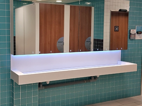 Sanitaires collectifs - Aéroport de Lyon